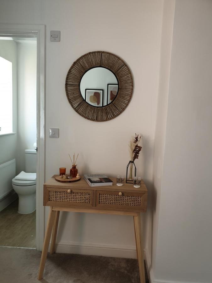 Cheerful 1 Private Room-Ensuite With Free Parking Silverdale  Екстериор снимка