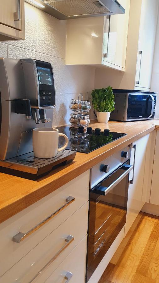 Cheerful 1 Private Room-Ensuite With Free Parking Silverdale  Екстериор снимка