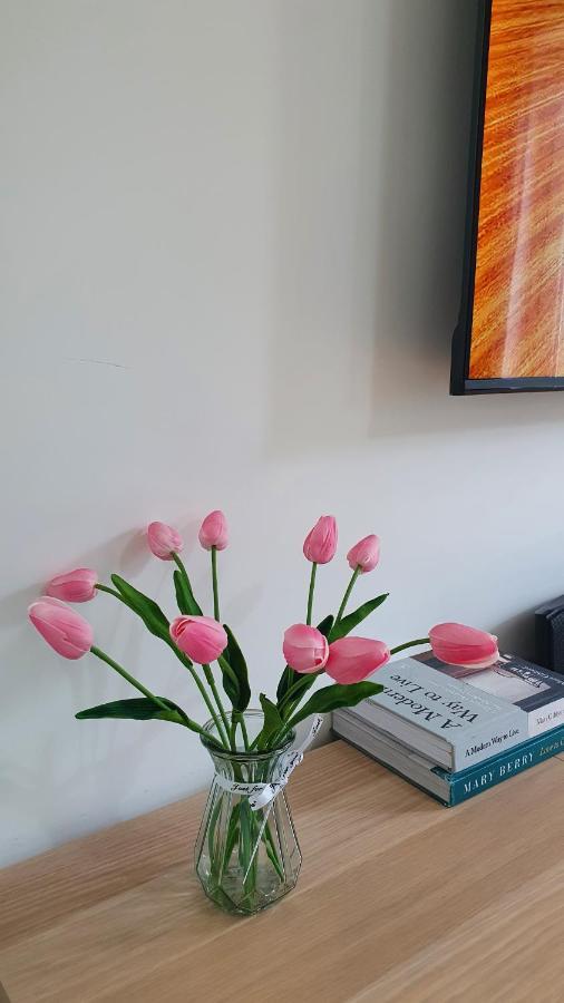 Cheerful 1 Private Room-Ensuite With Free Parking Silverdale  Екстериор снимка